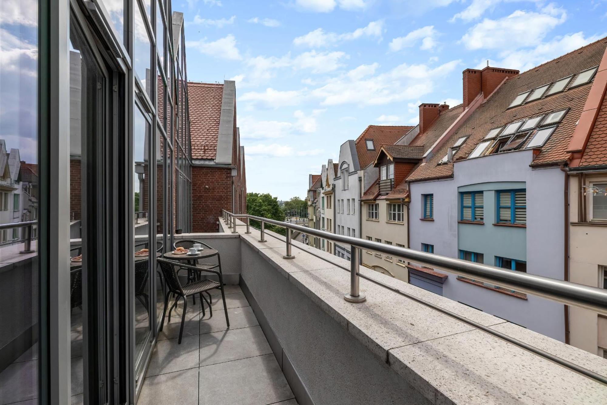 Gran & Marina Podzamcze Apartments Szczecin By Noclegi Renters Kültér fotó